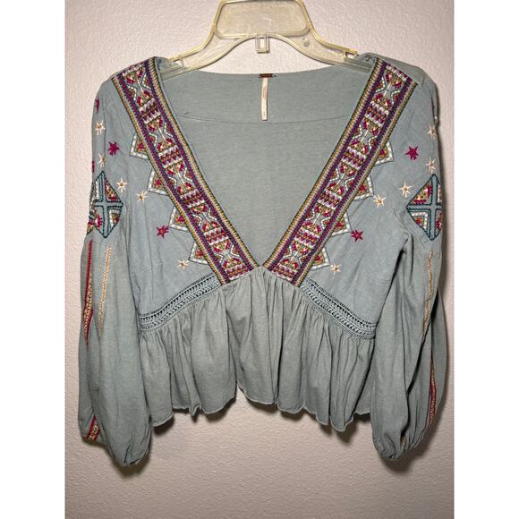 Free People Boho Embroidered Peasant Top – Size Small - Picture 3 of 7